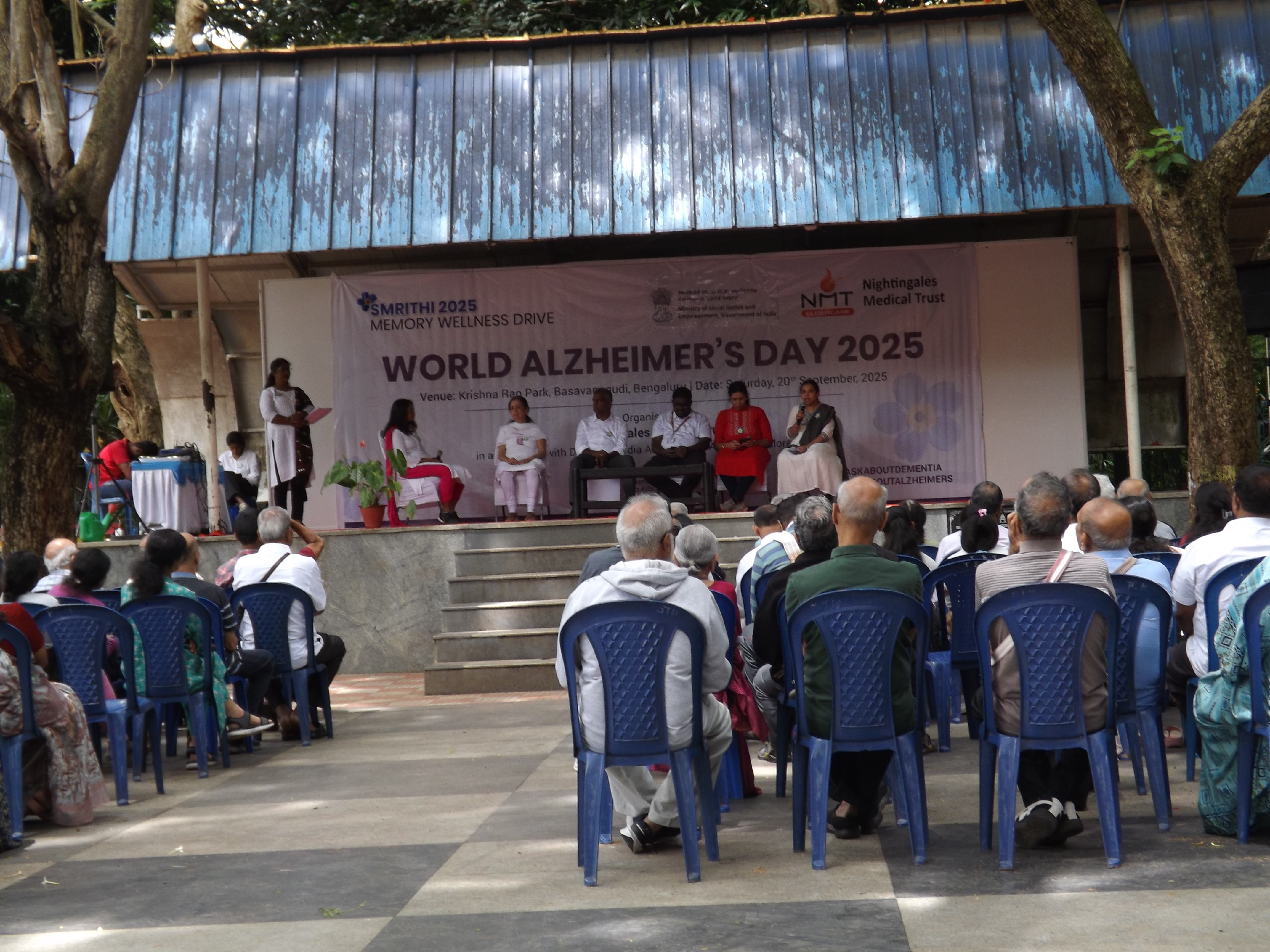 Nightingales Medical Trust creating awareness among police personnel 